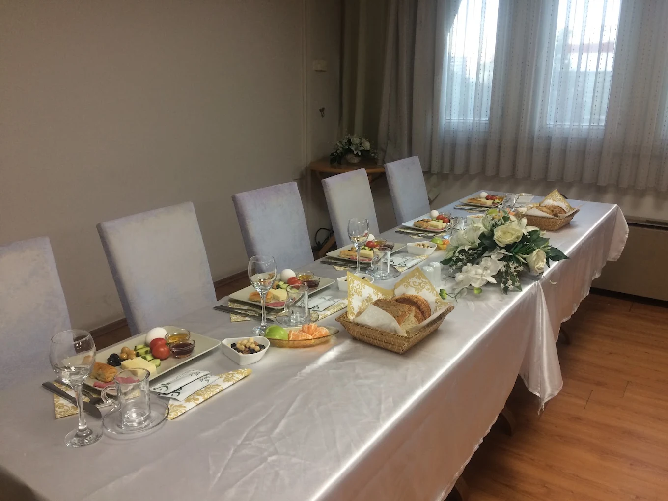 Organizasyon için kurulmuş masa